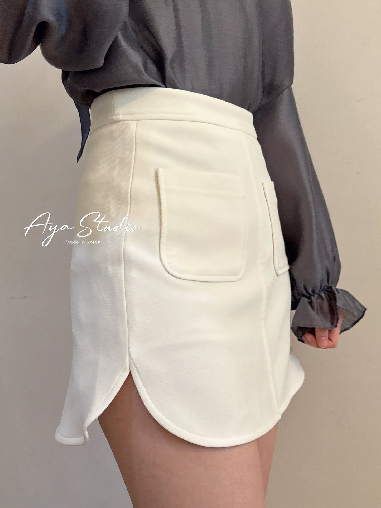 Double Pocket Skirt